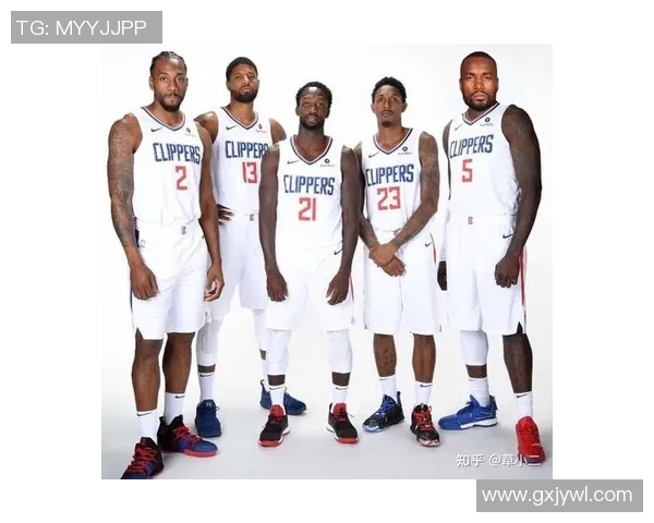 国王队与鹈鹕队激战正酣谁能在这场对决中笑到最后